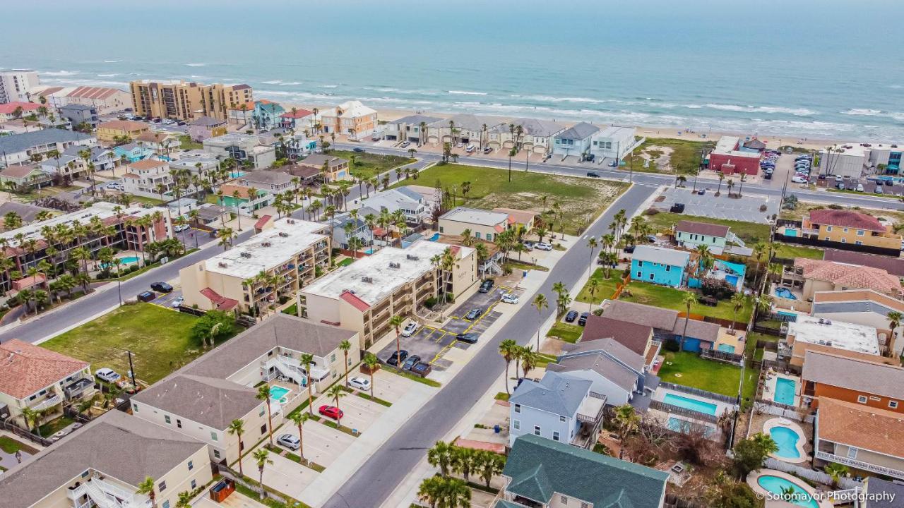 Modern Island Condo With Pool Steps To The Beach! South Padre Island Esterno foto
